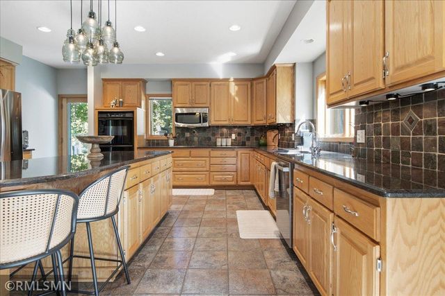 17816 93rd Place N, Maple Grove, MN 55311