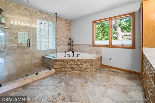 17816 93rd Place N, Maple Grove, MN 55311