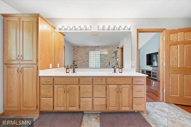 17816 93rd Place N, Maple Grove, MN 55311