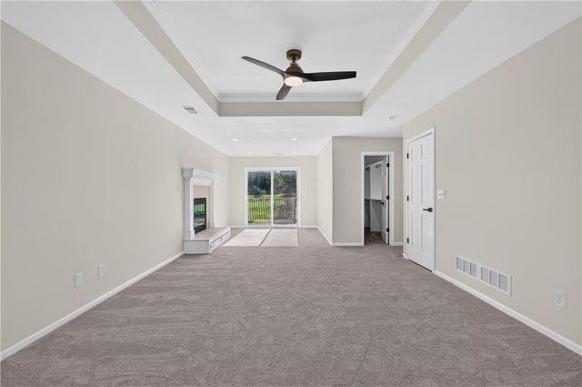 20 SE Meadowbrook Drive, Lee's Summit, MO 64082