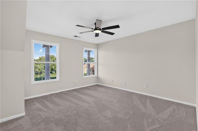 20 SE Meadowbrook Drive, Lee's Summit, MO 64082