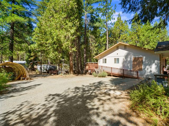 18960 Quail Run Ln, Fiddletown, CA 95629