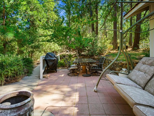 18960 Quail Run Ln, Fiddletown, CA 95629