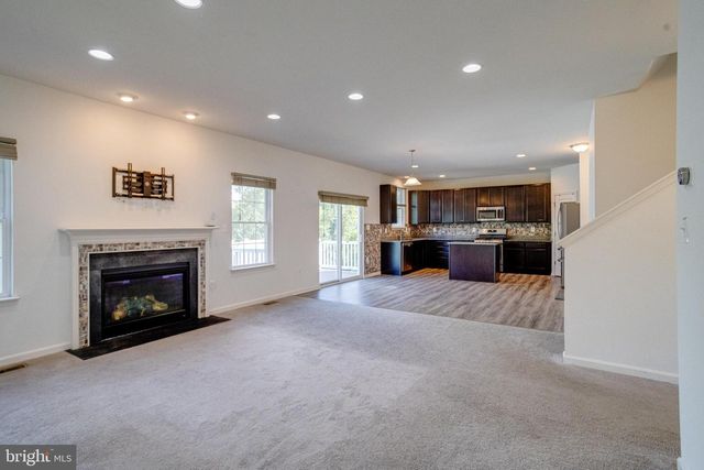 17 BARNHART CIR, Mechanicsburg, PA 17050