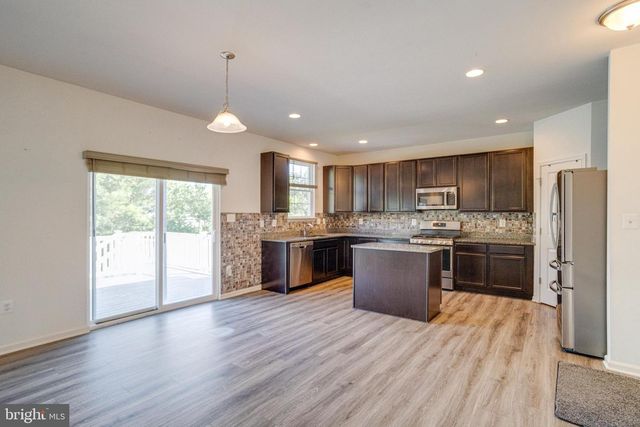 17 BARNHART CIR, Mechanicsburg, PA 17050