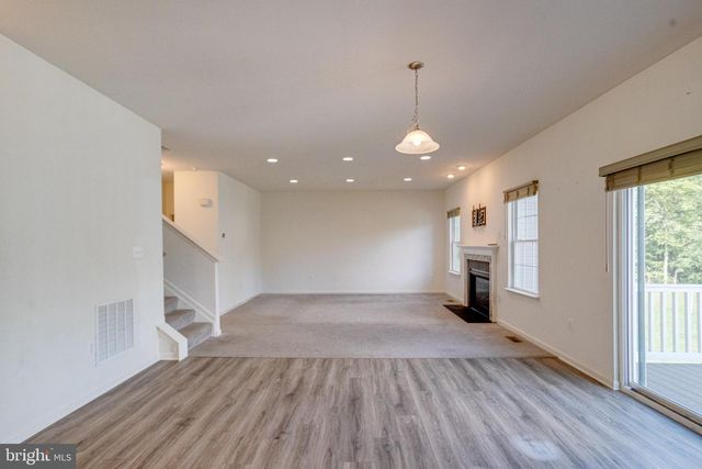 17 BARNHART CIR, Mechanicsburg, PA 17050