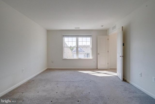 17 BARNHART CIR, Mechanicsburg, PA 17050