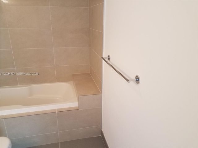 6620 INDIAN CREEK DR 104, Miami Beach, FL 33141