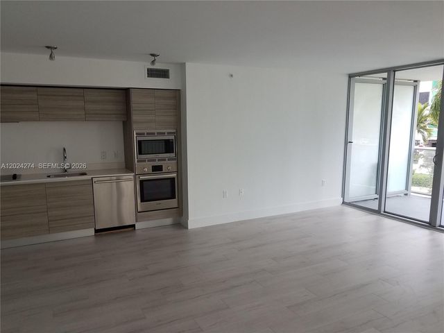 6620 INDIAN CREEK DR 104, Miami Beach, FL 33141