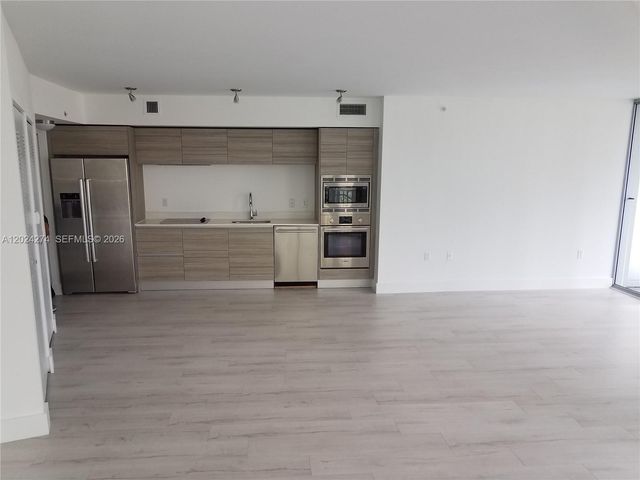 6620 INDIAN CREEK DR 104, Miami Beach, FL 33141