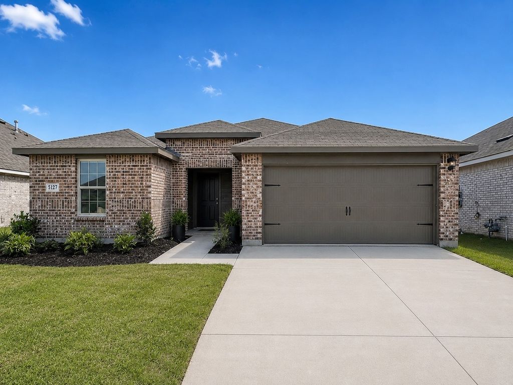 5127 Knob Hill Drive, Denton, TX 76207