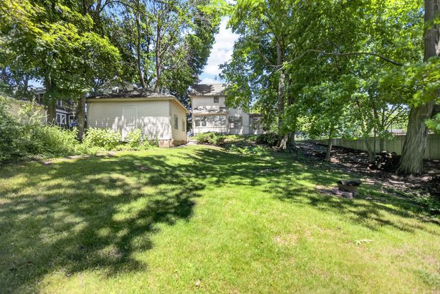 1927 Whites Road, Kalamazoo, MI 49008