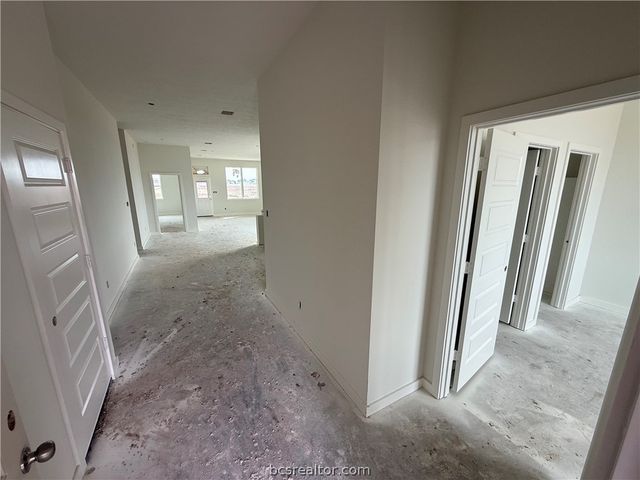 1535 Birdie Court, Navasota, TX 77868