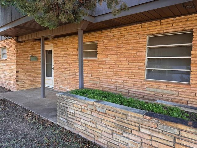 4200 UNIVERSITY AVENUE, Wichita Falls, TX 76308