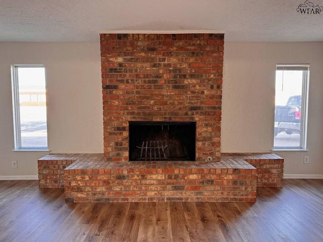 4200 UNIVERSITY AVENUE, Wichita Falls, TX 76308