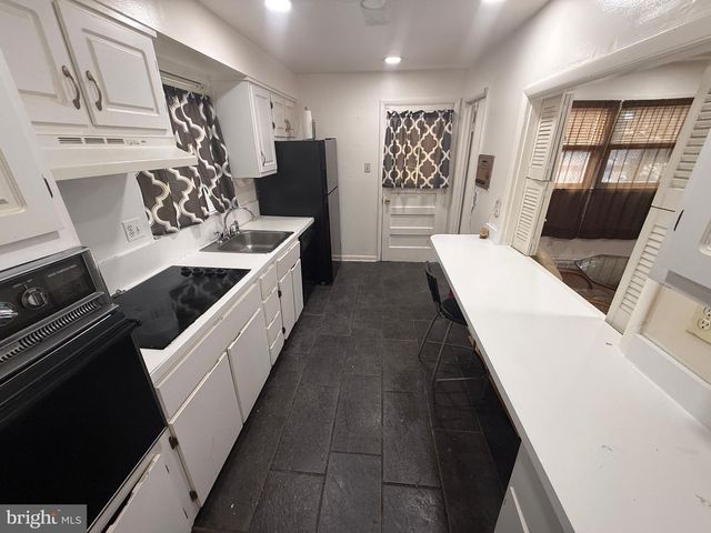 1106 BURKETON RD, Hyattsville, MD 20783