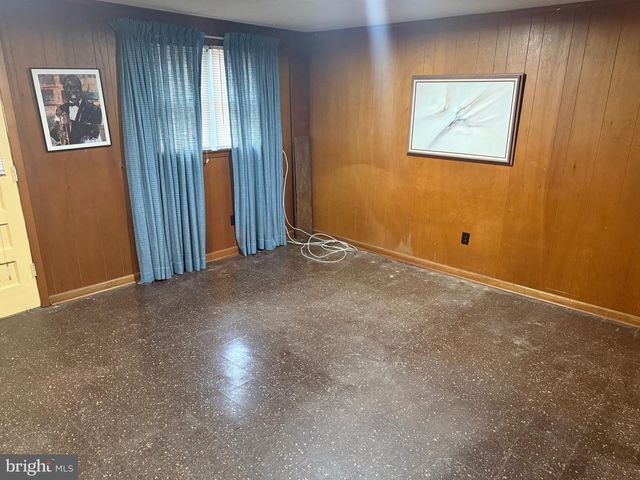 1106 BURKETON RD, Hyattsville, MD 20783