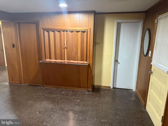 1106 BURKETON RD, Hyattsville, MD 20783