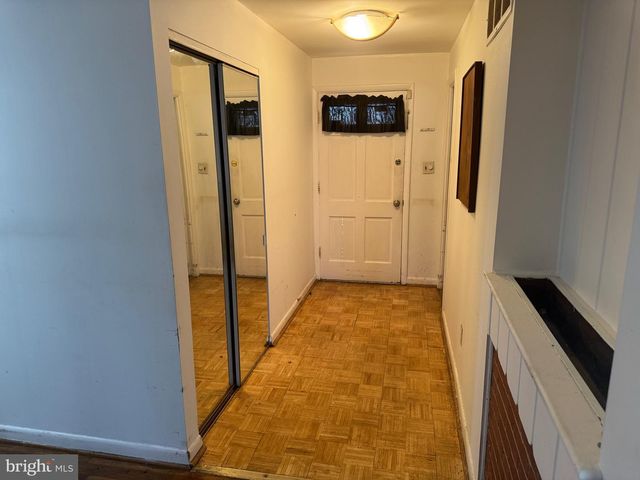 1106 BURKETON RD, Hyattsville, MD 20783