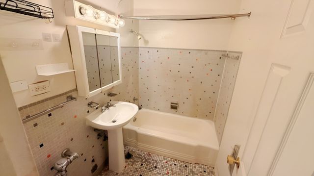 7337 S South Shore Drive 1212, Chicago, IL 60649