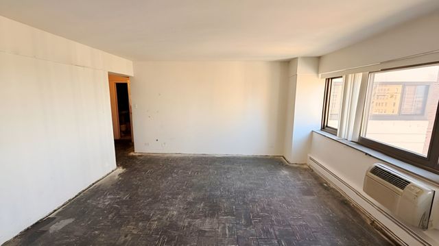 7337 S South Shore Drive 1212, Chicago, IL 60649