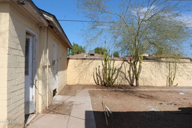 1913 N 22ND Place, Phoenix, AZ 85006