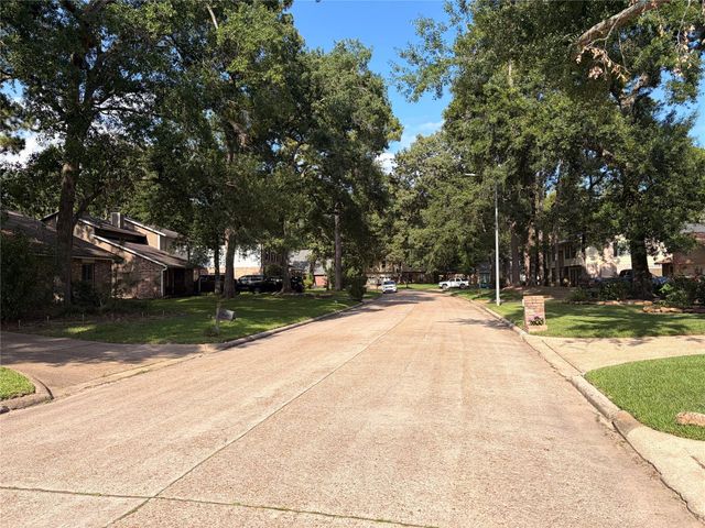3214 Big Spruce Drive, Houston, TX 77339