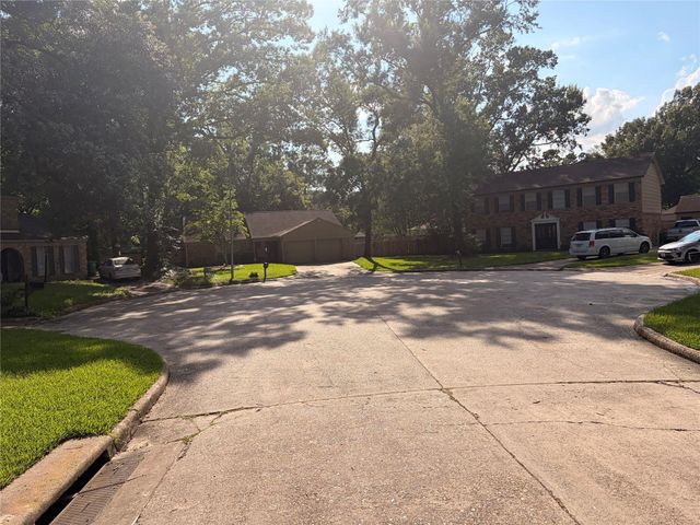 3214 Big Spruce Drive, Houston, TX 77339