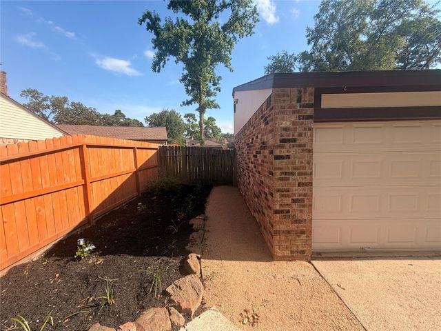 3214 Big Spruce Drive, Houston, TX 77339