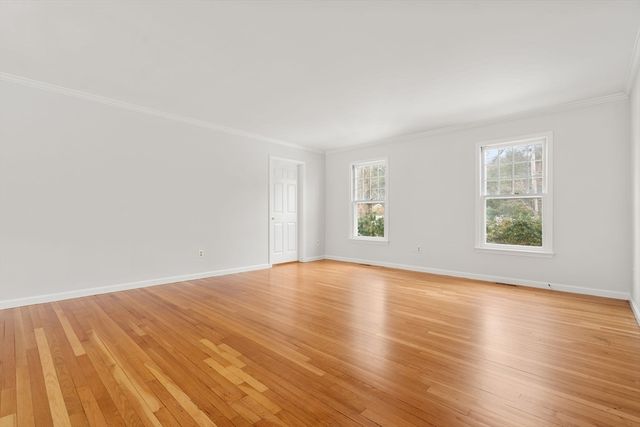 173 Conant Rd, Weston, MA 02493