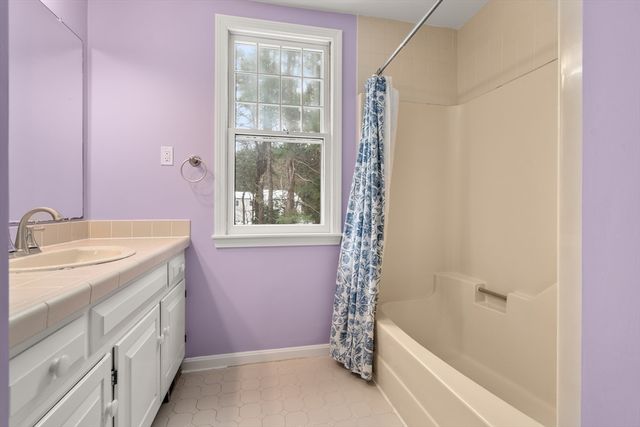 173 Conant Rd, Weston, MA 02493