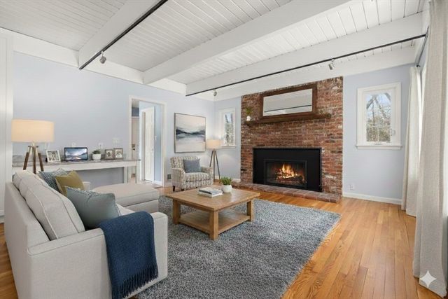 173 Conant Rd, Weston, MA 02493