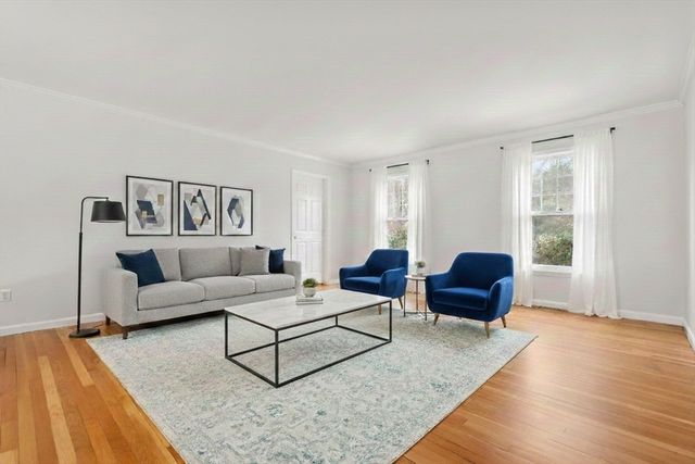 173 Conant Rd, Weston, MA 02493