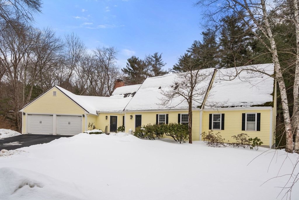 173 Conant Rd, Weston, MA 02493