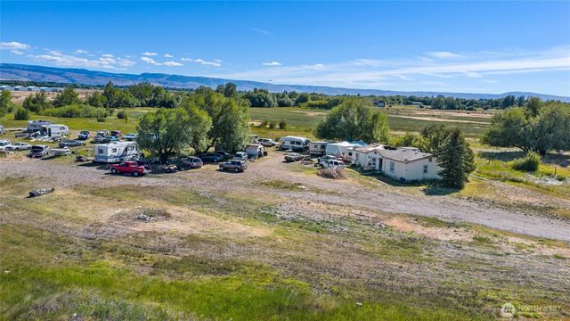 1215 E Sanders Road, Ellensburg, WA 98926