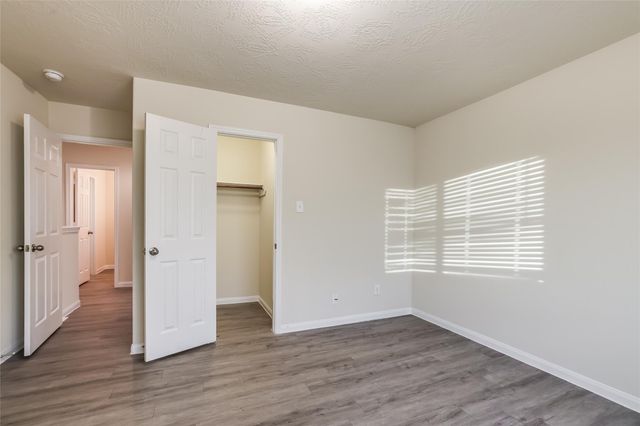 12716 Rio Nueces Lane, Rosharon, TX 77583