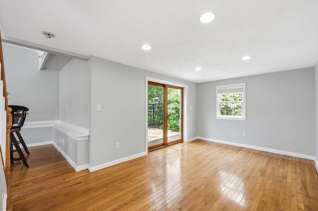 29 Summer St, Sudbury, MA 01776