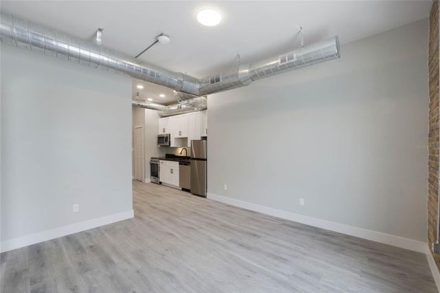 792 W MONTROSE STREET 203, Clermont, FL 34711