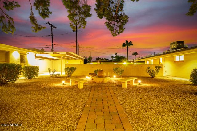 6242 N 12TH Place 2, Phoenix, AZ 85014