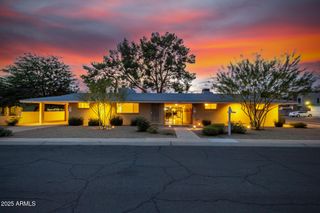 6242 N 12TH Place 2, Phoenix, AZ 85014