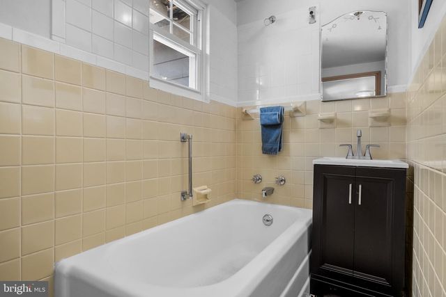 40 MYRTLE AVE, Merchantville, NJ 08109