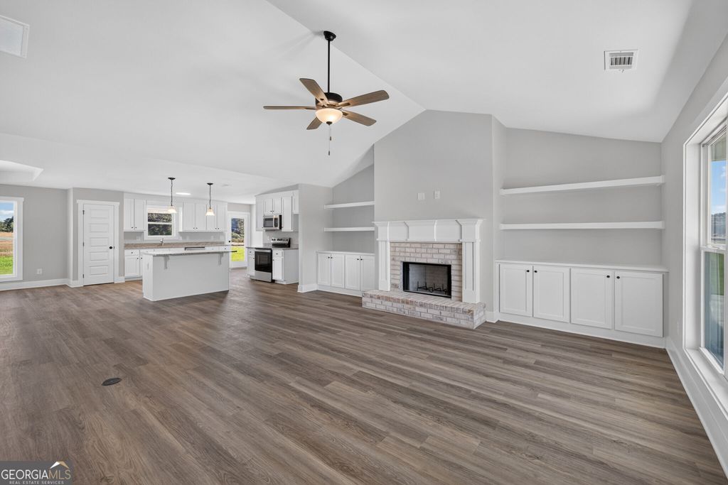 424 Seashell Court 18, Statham, GA 30666 — photo 5