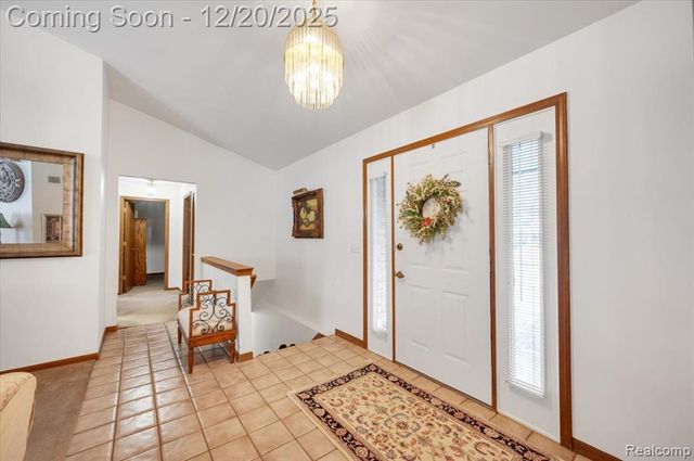 6845 Serenity Drive, Troy, MI 48098