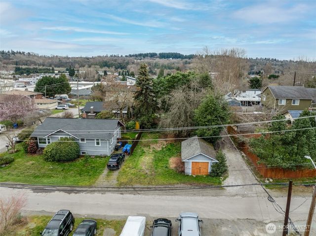 9017 12th Avenue S, Seattle, WA 98108