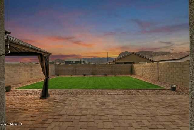 5902 N 199th Lane, Litchfield Park, AZ 85340