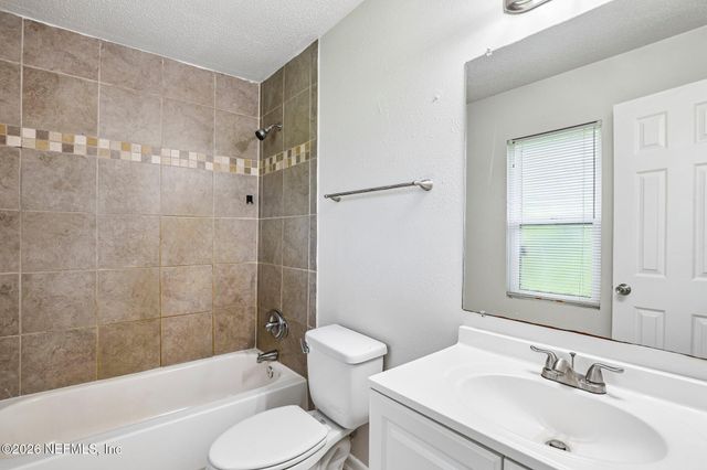 4979 TAN Street, Jacksonville, FL 32258