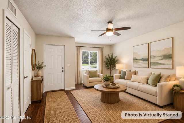 4979 TAN Street, Jacksonville, FL 32258
