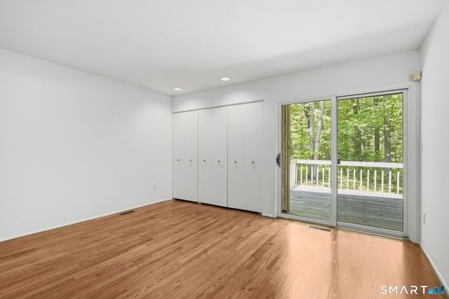 57 Grouse Lane, Woodbridge, CT 06525