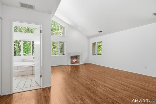 57 Grouse Lane, Woodbridge, CT 06525