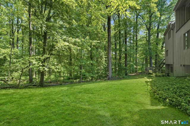 57 Grouse Lane, Woodbridge, CT 06525